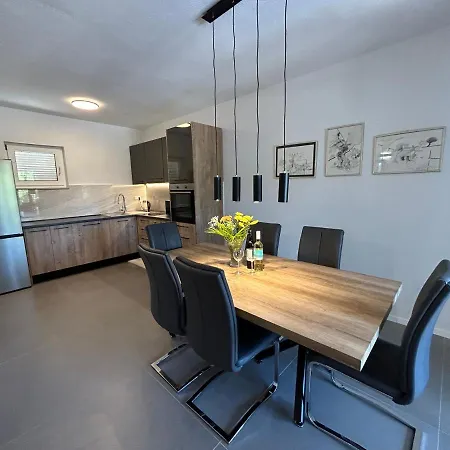 Kuca Za Odmor Aria * Trilj