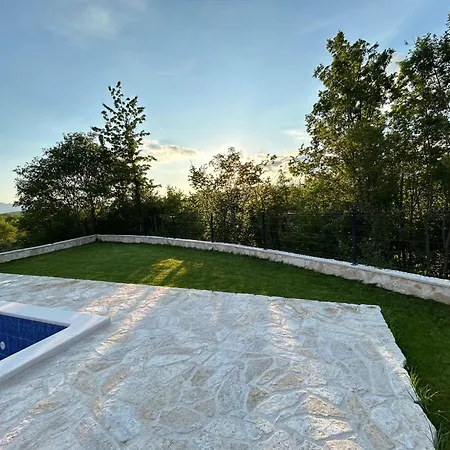 Kuca Za Odmor Aria ヴィラ *