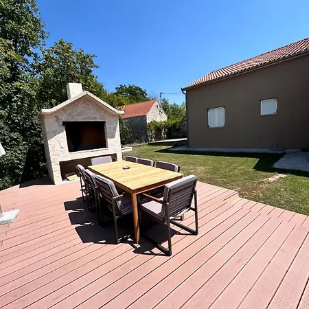 ヴィラ Kuca Za Odmor Aria